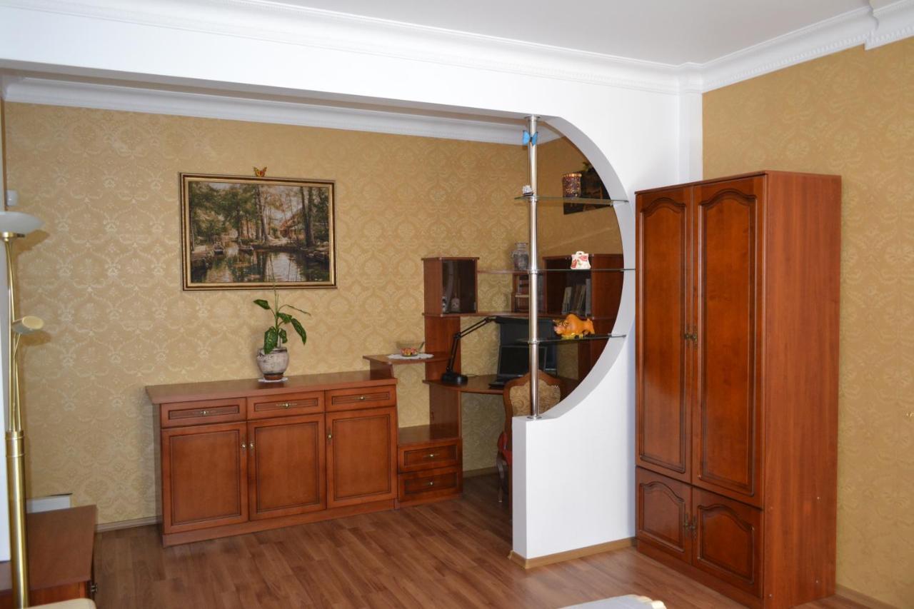 Executive Suite In The Centre Ternopil Bagian luar foto
