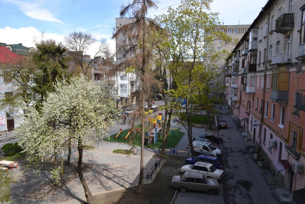 Executive Suite In The Centre Ternopil Bagian luar foto